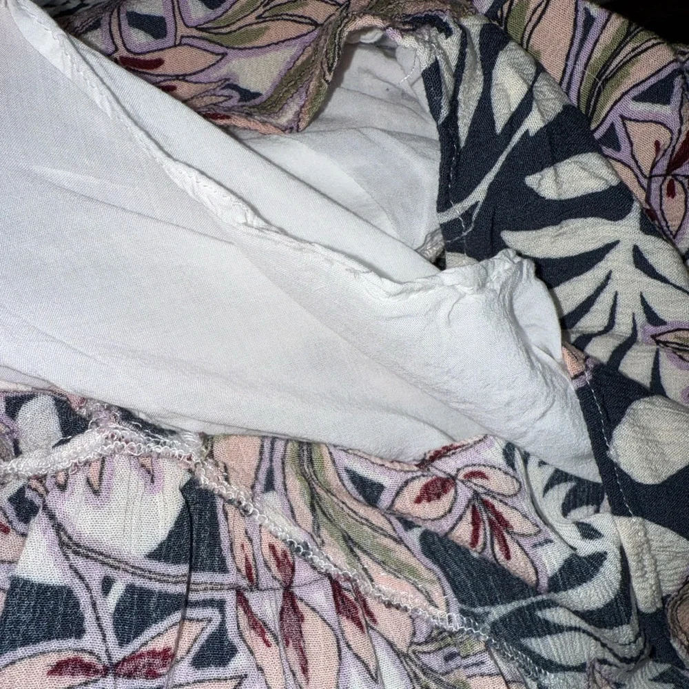 Lost + Wander Pink and Cream Floral Blouse